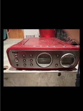 Working Vintage RCA Stereo RS2035RD w /Dual Speakers CD AM FM Bass with Remote